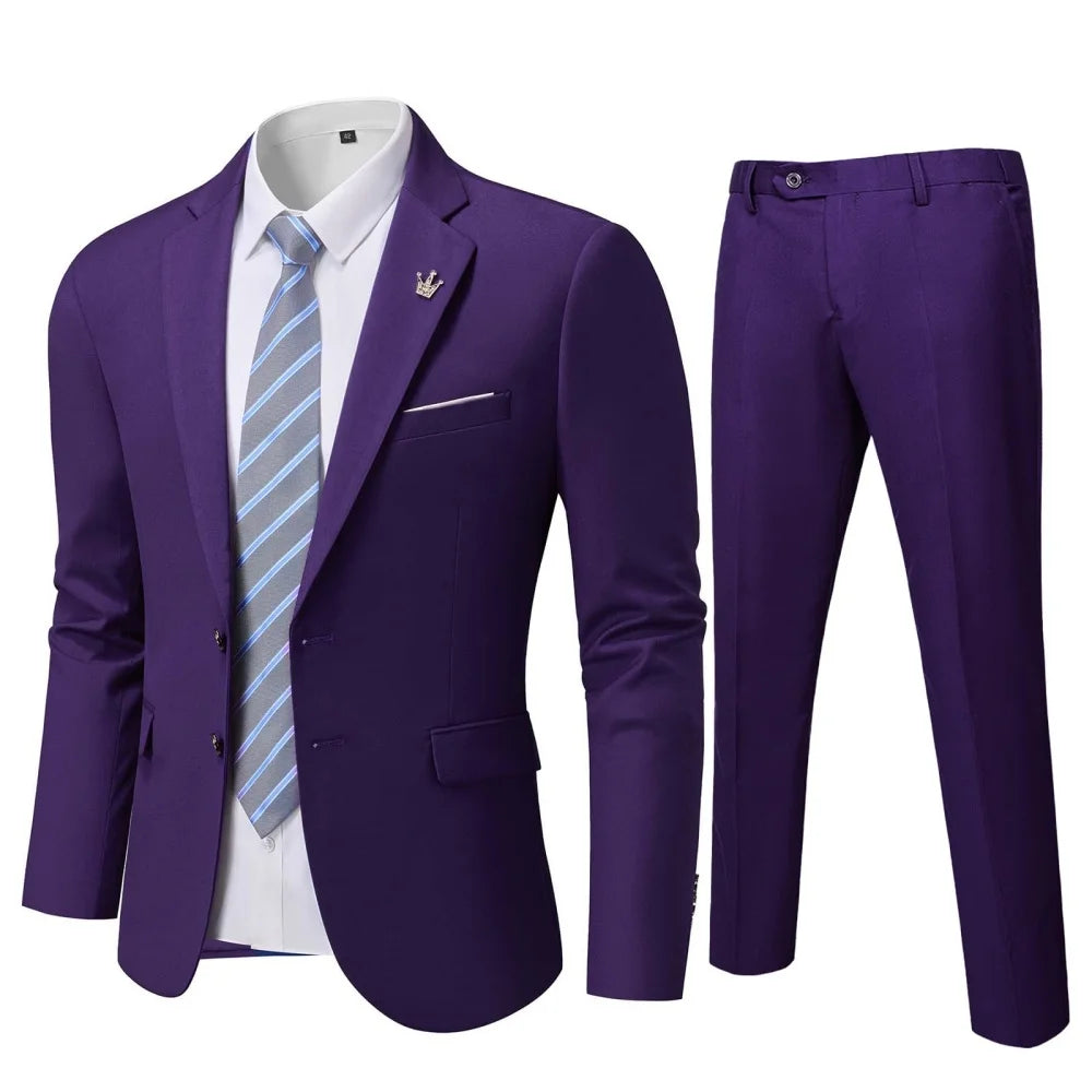 Eleganti abiti da uomo , lavorazione a mano.