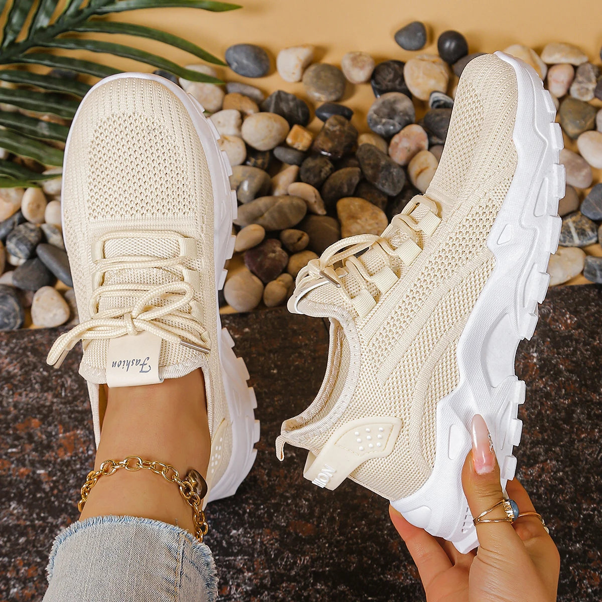 New women's thick-soled sneakers Breathable Mesh Sneakers Women Casual Shoes Thick Sole Spring Tennis Shoes free shiping shoe