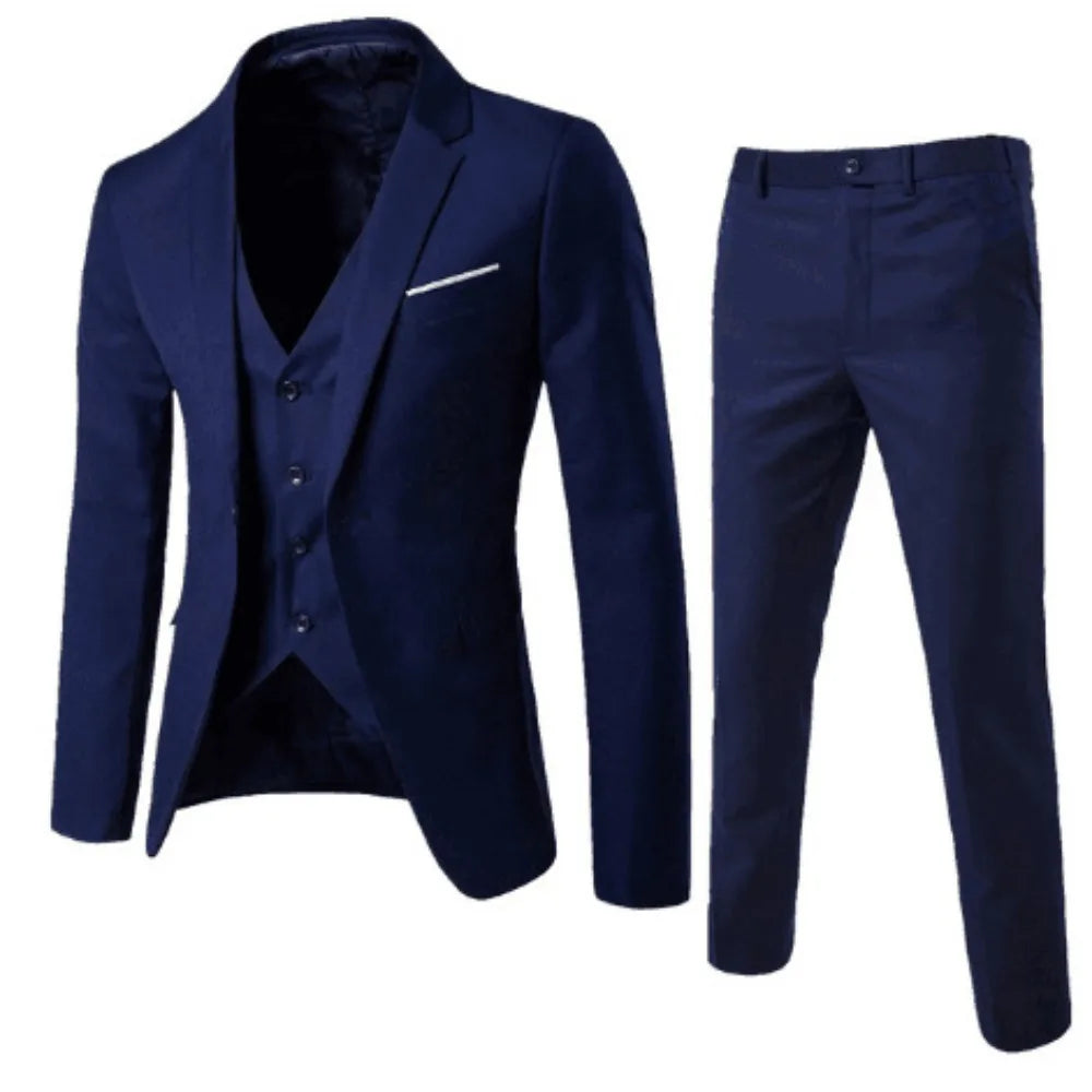 Completo da uomo elegante 3 pezzi , slim fit , smoking nero .