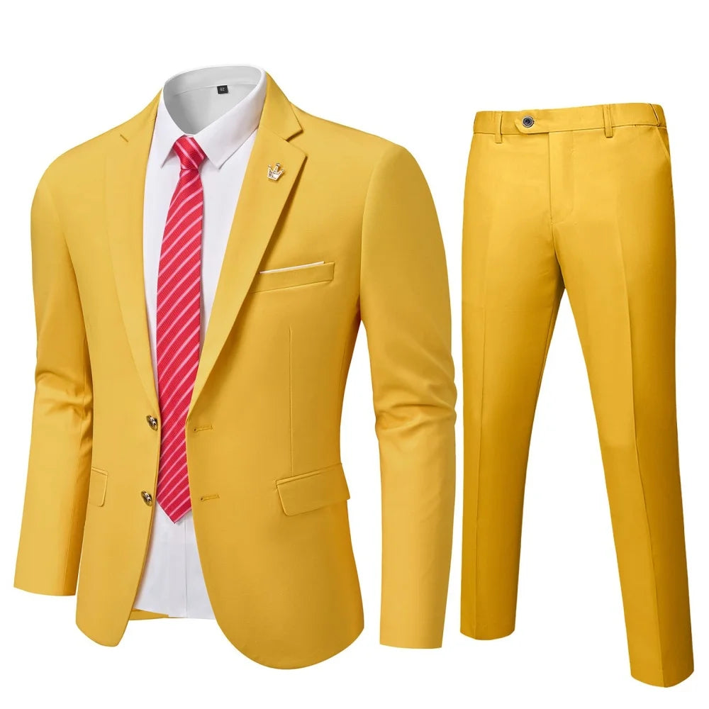 Eleganti abiti da uomo , lavorazione a mano.