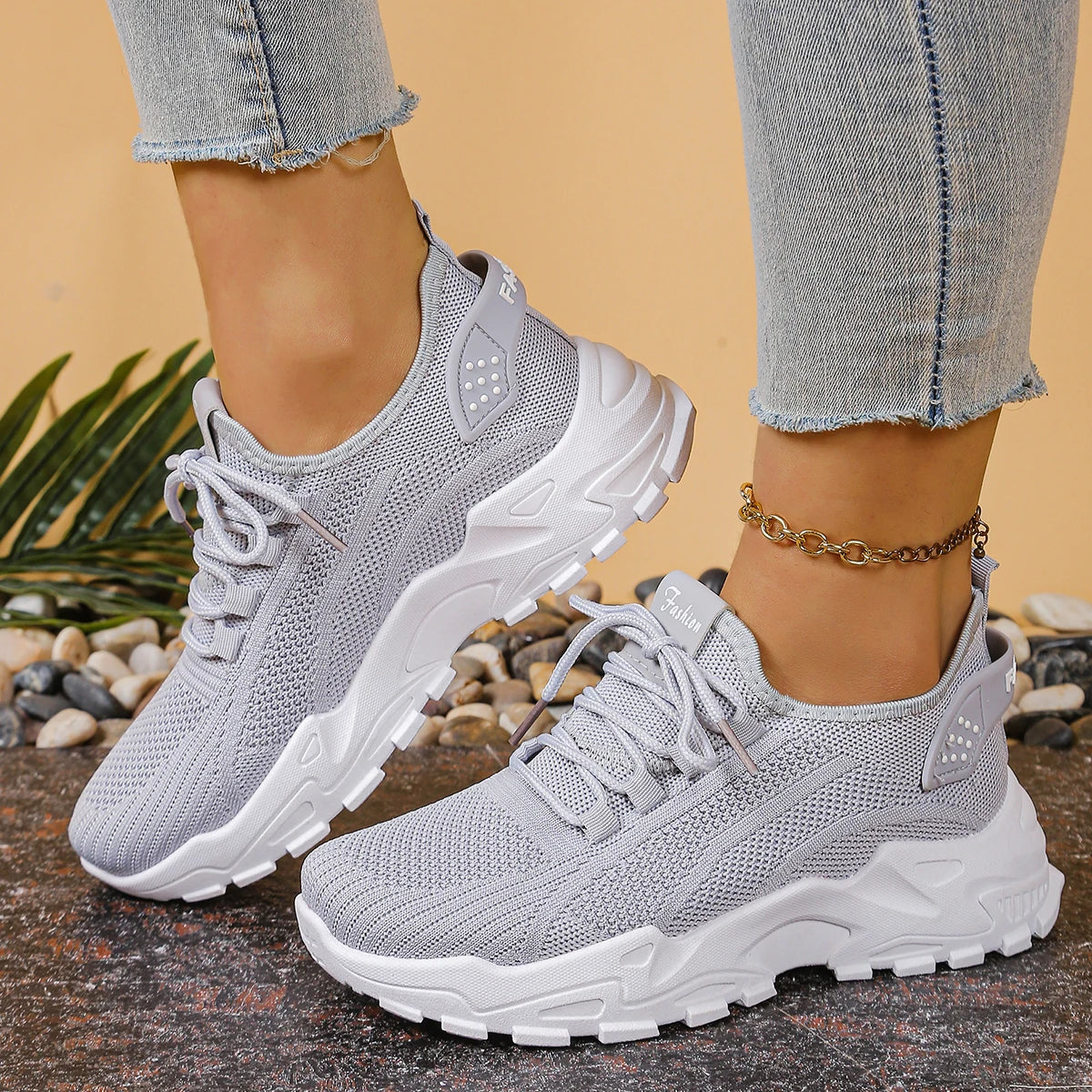 New women's thick-soled sneakers Breathable Mesh Sneakers Women Casual Shoes Thick Sole Spring Tennis Shoes free shiping shoe
