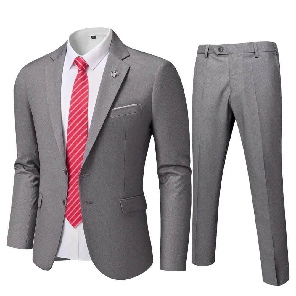 Eleganti abiti da uomo , lavorazione a mano.